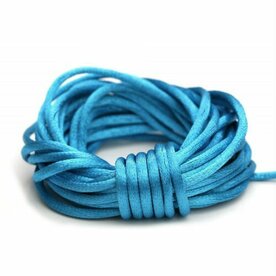 Luxe vintage blauw satijn koord van 2 mm op een bundel van 5 meter