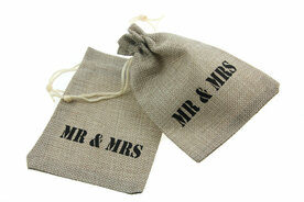 Jute zakjes mr &amp; mrs 9.5 x 13.5 cm