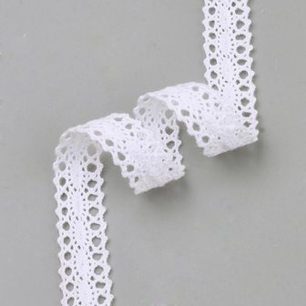 Katoen kant wit 15 mm breed 2 yard rol