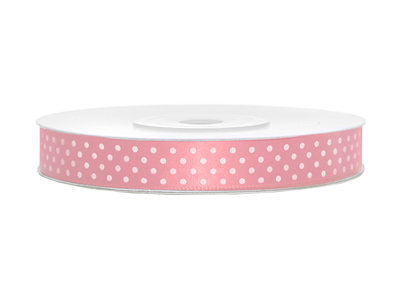 Luxe roze satijn lint van 12 mm breed met witte stippen op een rol van 22 meter